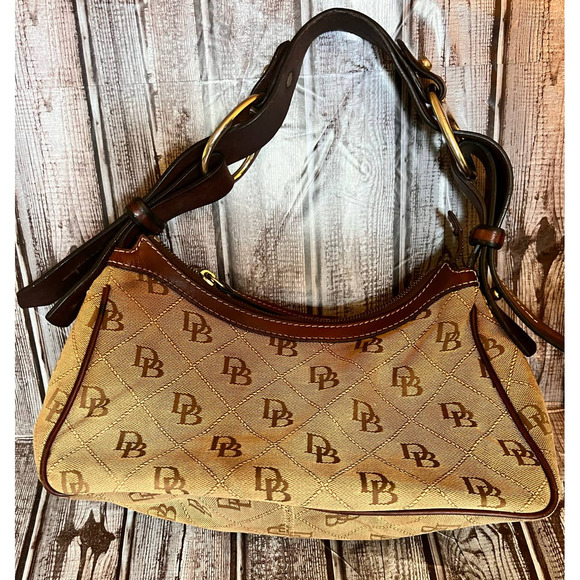 Dooney & Bourke Vintage Signature Slouch Bag - Picture 1 of 4